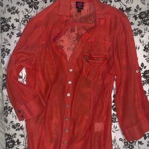 2B BEBE Button Up ✨